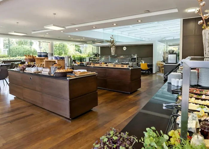 Austria Trend Congress 4* אינסברוק