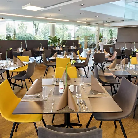 Austria Trend Congress Hotel 4*