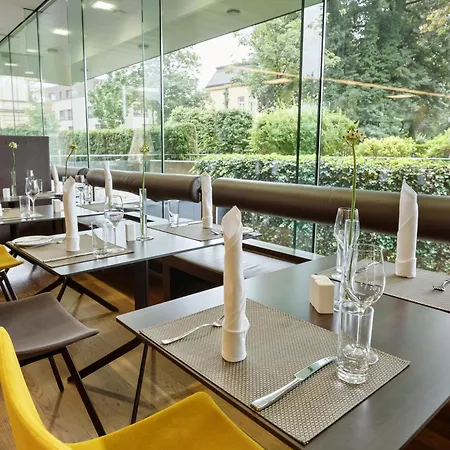 Otel Austria Trend Congress 4*